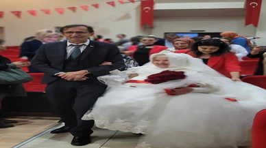 Hayalindeki gelinliği 65 yaşında giyebildi muradına erdi