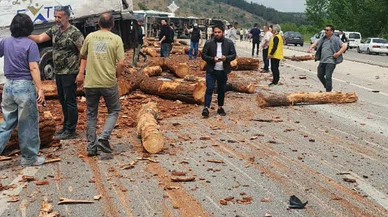 Facia gibi kaza! Yolcu otobüsü parçalandı: 6 kişi hayatını kaybetti