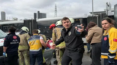 Metrobüste kaza: Seferler durdu, yaralılar var