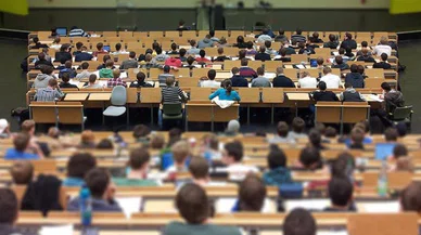 Öğrencinin hocaya yaptığı o üniversiteyi karıştırdı