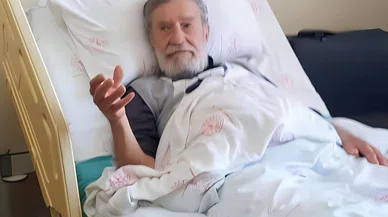 Yeşilçam'ın usta ismi Ahmet Mekin hastaneye kaldırıldı
