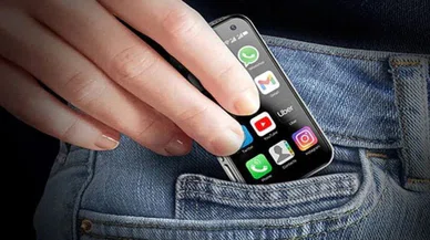 80 gram: Kredi kartı boyutlarında akıllı telefon
