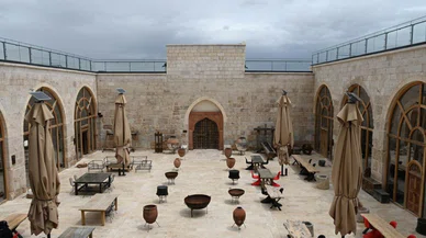Konya'ya gelenler burayı görmeden gitmiyor. Tarihi yaşatıyor