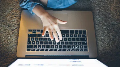 Gençlerin yarısı internetin hiç icat edilmemiş olmasını istiyor