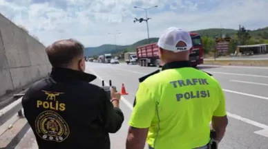 "Kurban Bayramı tatilinin ilk 4 gününde 2 bin 960 trafik kazası meydana geldi"