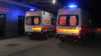 Konya'da acı kaza. Yolcu otobüsüyle otomobilin çarpıştığı kazada 1 ölü, 8 yaralı