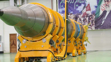 O hamleyi kimse beklemiyordu: İran İsrail'i ilk defa  Sejjil-2  roketleriyle vurdu