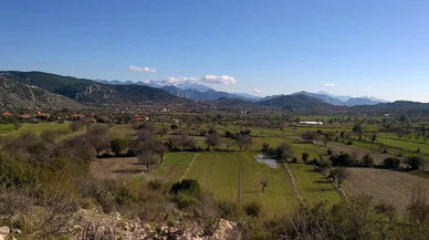 Konya'nın eşsiz güzelliği Toroslarda özgürlüğe koşuyorlar. Binlerce yıllık geçmişi var