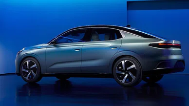 TOGG'un sedan modeli T10F geliyor. Fiyatı belli oldu artık yollara çıkacak