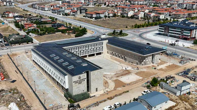 Konya bu okulu konuşuyor. Geleceğin sanatçıları bu yuvadan çıkacak