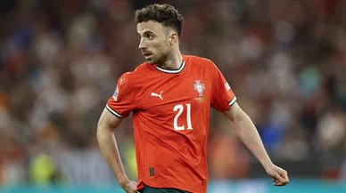 Liverpool’lu futbolcu Diogo Jota hayatını kaybetti