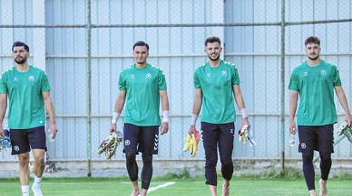 Konyaspor’da kaleciler güven veriyor. Kalecilere özel çalışma