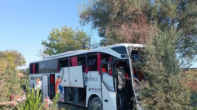 Konya'da yolcu otobüsü devrildi. 7 kişi yaralandı