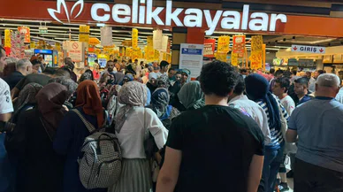 Konyalı market zincirinin indirim günleri izdihama sebep oldu