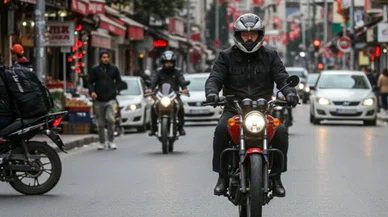 Vatandaş 2 tekeri sevdi: Motosiklet sayısı 6 ilde otoyu geçti