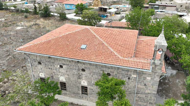 Konya'daki camii lego gibi söküldü, kilometrelerce ötede yeniden kuruldu