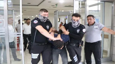 Acil serviste doktor ve güvenlik görevlisine bıçaklı saldırı