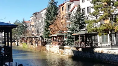 Konya'nın asi çayından geriye su birikintisi kaldı. Venedik modeli kurumaya yüz tuttu
