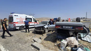 Konya'da can yakan ünlü kavşakta yine kaza oldu: 3 yaralı