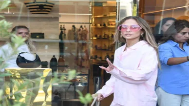 Jennifer Lopez'i İstinye Park'ta mağazaya almadılar