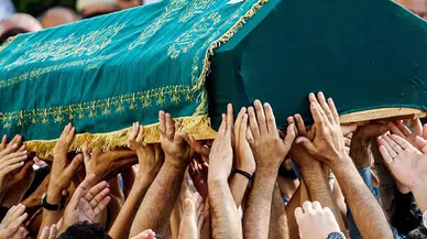 Konya siyaset camiasının acı günü. Abdülkadir Geylani vefat etti
