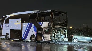 Yolcu otobüsü cayır cayır yandı, facianın eşiğinden dönüldü