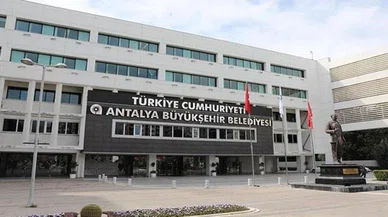 Antalya Büyükşehir Belediyesi'ne rüşvet suçlamasıyla operasyon: 17 kişi gözaltında