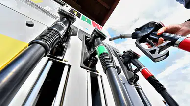 Motorin ve benzine indirim geliyor! Sürücüler dikkat tarih verildi