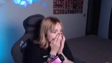 Depreme canlı yayında yakalandı