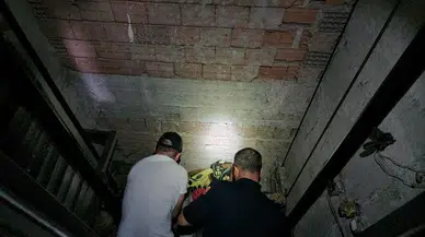 Tadilat için gitti: Usta apartmandaki asansör boşluğuna düşüp öldü