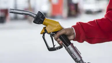 Akaryakıt fiyatlarında heyecanlandıran gelişme! Motorine indirim geliyor