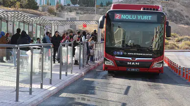 Konya'da öğrencilerin göç yolculuğu! Ringi kaçıran derse yetişemiyor