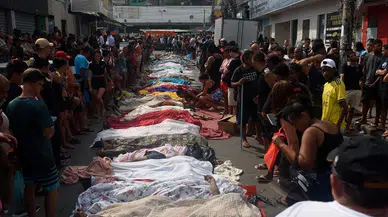 Cesetleri caddeye böyle dizdiler