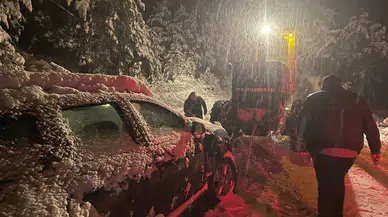 Karayolları kar yağışı nedeniyle ulaşıma kapandı: Meteorolojiden uyarı üstüne uyarı