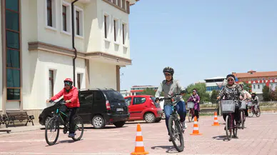 Konya'da kadınlar daha özgür: Toplu ulaşım artık onlar için dert değil