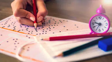 Artık dershaneler, yardımcı araçlar olmayacak: YKS için MEBİ devrede