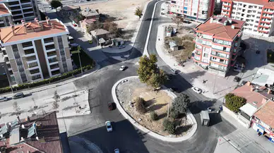 Konya'da güçlü ulaşım yatırımı: Karatay'ın dört bir yanına asfalt