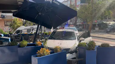 Milyonluk cipe çarpmamak için pastaneye daldı