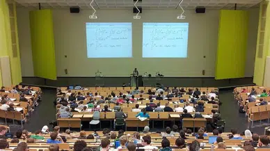 Üniversiteler artık 3 yıl: Öğrenciler için yeni süreç başlıyor