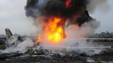 Sırbistan'da uçak düştü: Ölü ve yaralı var