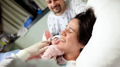 Angelina Jolie, Özgü Namal, Megan Markle: Hipnotik doğum gündemde