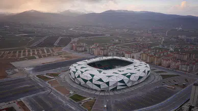 Konya'da Stadyuma çıkan cadde kapatılıyor: Yer altı çalışması yapılacak