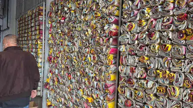 Müşterilerin içtiği çaylar örüldü: Yıllar sürdü dünyada ilk ve tek