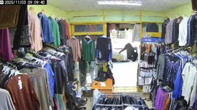 İlginç hırsızlık: Mankenin üstündeki montu böyle giyip gitti