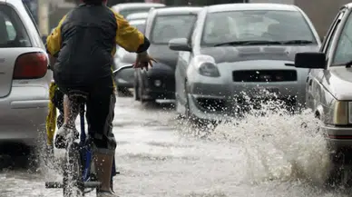 Meteorolojiden sağanak yağış uyarısı: İstanbul ve Konya liste başı