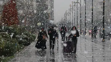 Anadolu'da o iki şehre mevsimin ilk karı düştü