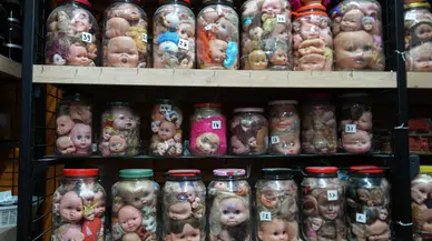 Bu koleksiyon kabus gibi: Antika dükkanı değil korku dükkânı oldu