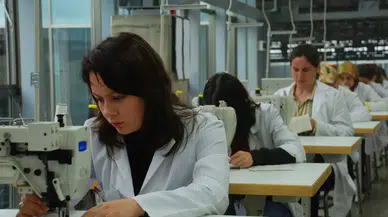 Çalışan kadın parasını eşine vermek zorunda mı: Boşanma sebebi