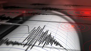 Konya'da korkutan deprem! Vatandaşlar panik içinde dışarı çıktı