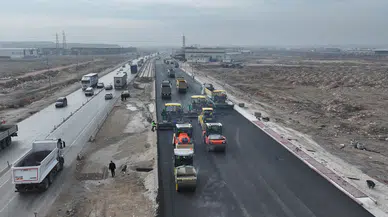 Konya trafiği bu çalışmayı bekliyor: Raylar yere indi sırada asfalt var